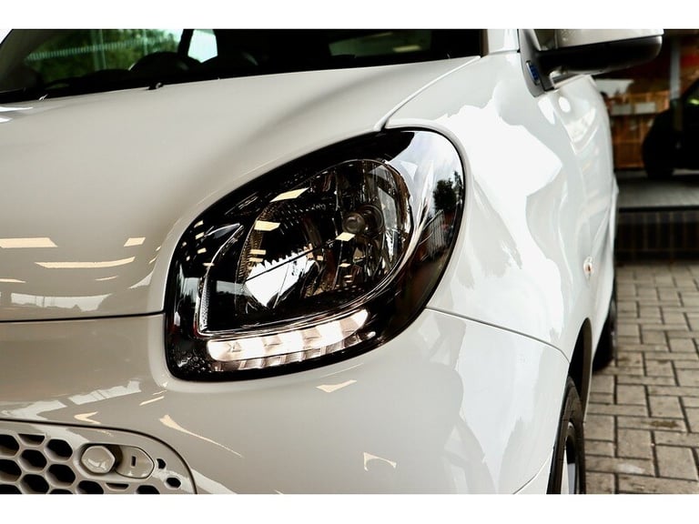 2021 smart fortwo 60kW EQ Passion Advanced 17kWh 2dr Auto [22kWCh] COUPE ELECTRIC Automatic