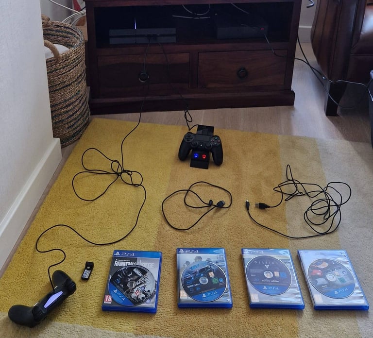 Sony PlayStation 4 500GB Bundle (see details)