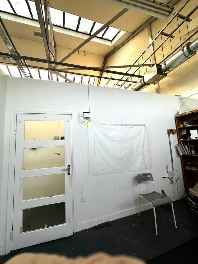 West London Art Studio sublet for 5 months