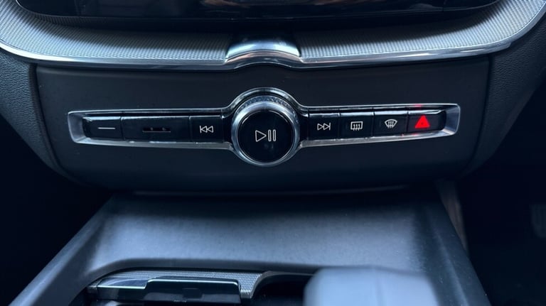 2024 Volvo XC60 Plus, B5 AWD Mild hybrid, Petrol, Dark Estate Petrol Automatic