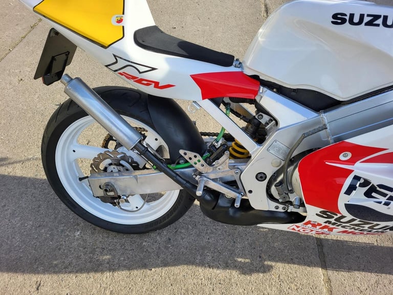 1989 F SUZUKI RGV250 VJ21 RGV 250 CLASSIC RETRO TWO STROKE PEPSI RACE REPLICA