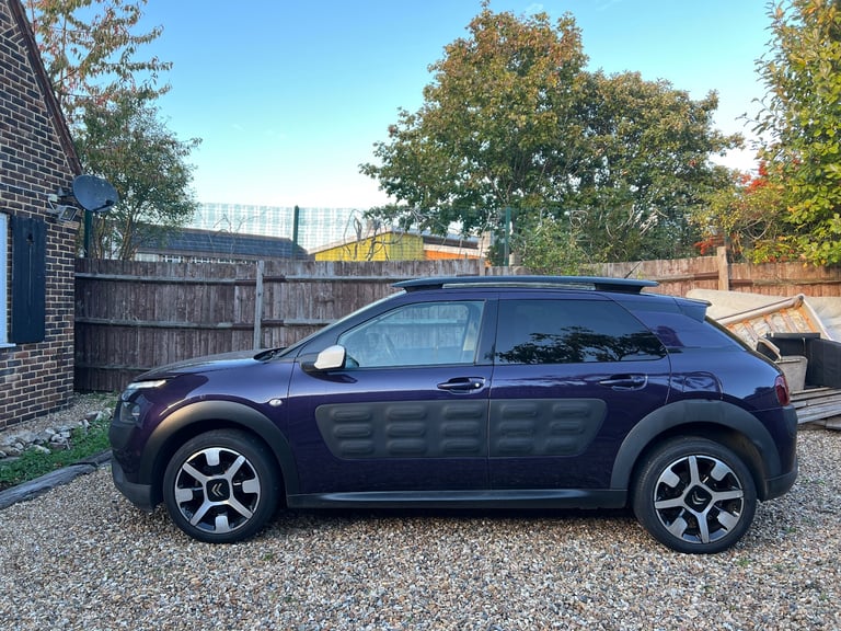 Citroen, C4 CACTUS, Hatchback, 2015, Manual, 1199 (cc), 5 doors