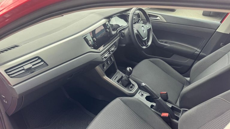 VOLKSWAGEN POLO 1.0 TSI SE Euro 6 (s/s) 5dr 2018