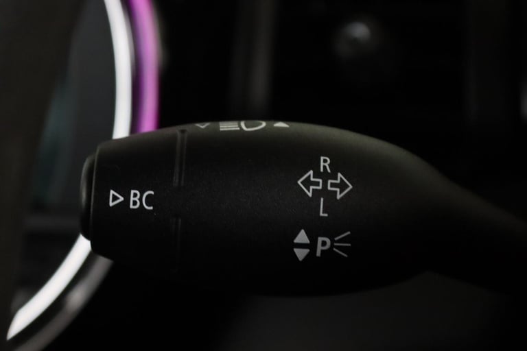 2020 MINI Hatch 1.5 One Classic Euro 6 (s/s) 5dr HATCHBACK Petrol Manual