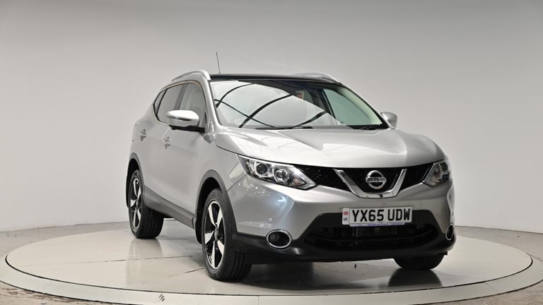 2015 Nissan Qashqai 1.6 dCi n-tec+ XTRON 2WD Euro 6 (s/s) 5dr HATCHBACK Diesel Automatic