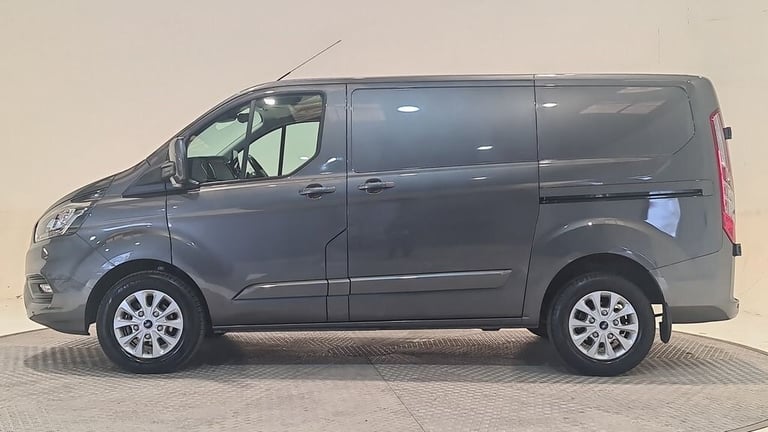 FORD TRANSIT CUSTOM 2.0 300 ECOBLUE LIMITED P/V L1 H1 130 BHP SWB DIESEL