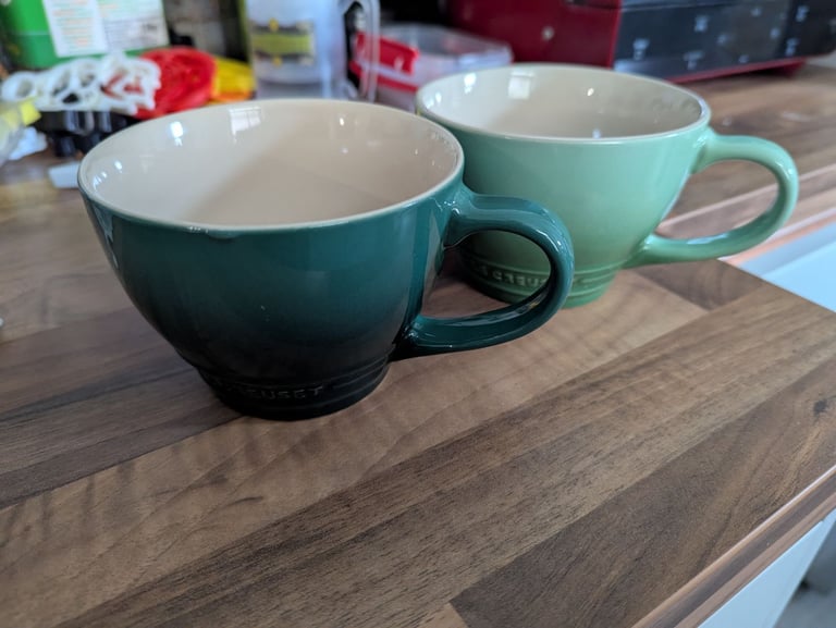 2 Grand Le Creuset stoneware Mugs