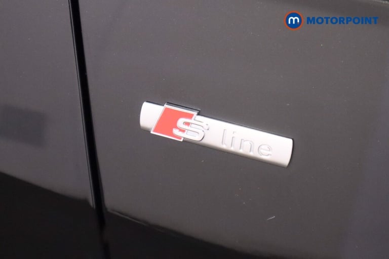 2023 Audi A6 45 TFSI Quattro Black Ed 4dr S Tronic Saloon Petrol Automatic