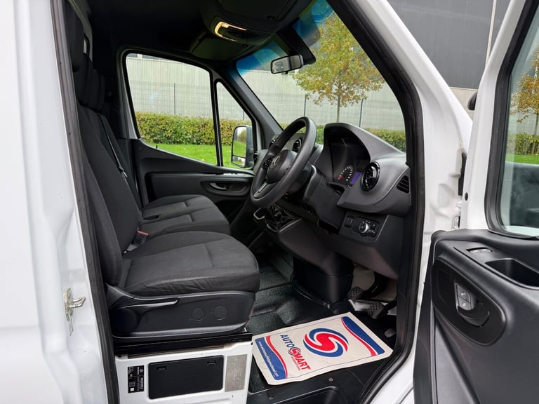 2022 Mercedes-Benz Sprinter 3.5t Progressive Chassis Cab FLATBED  CHASSIS CAB Diesel Manual