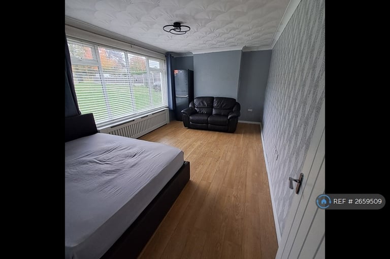 1 bedroom in Millers Park, Wellingborough, NN8 (#2659509)