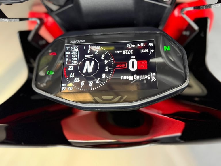 2022 22 Ducati Streetfighter V2 955 ABS - JUST 3726 MILES - WINGS