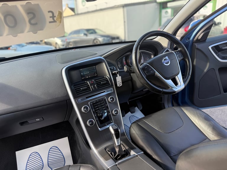 2015 Volvo XC60 D4 [181] SE Lux 5dr Diesel