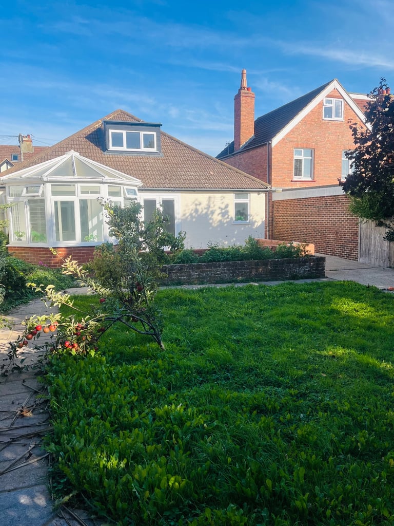 4 Bedroom chalet bungalow , Margery Road, Hove BN37GQ
