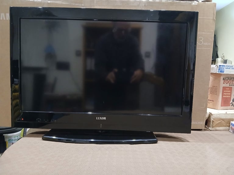 image for LUXOR (ASDA) 32 INCH TV SLIMLINE