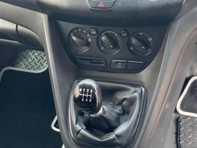 2017 Ford Transit Connect 1.5 TDCi 210 Panel Van 5dr Diesel Manual L2 H1 (119