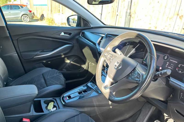 2023 Vauxhall Grandland 1.2 Turbo Ultimate 5dr Auto HATCHBACK PETROL Automatic