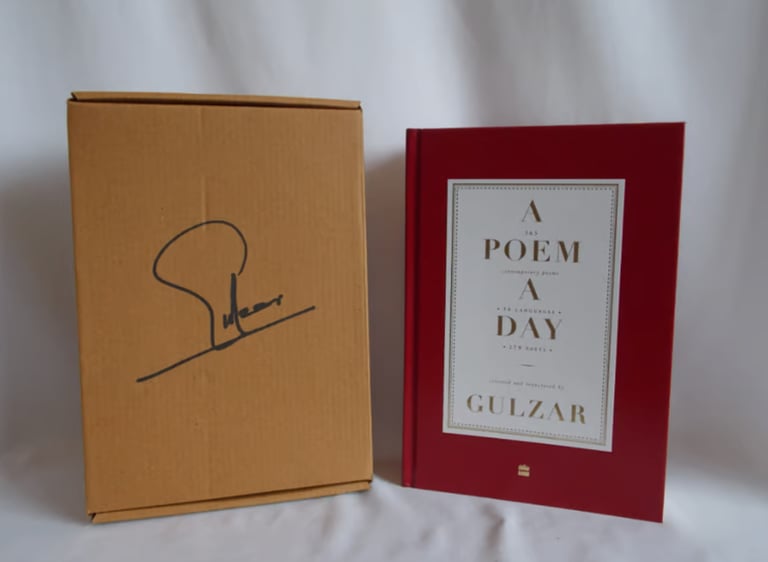 GULZAR A Poem a Day: 365 Contemporary Poems 34 Languages 279 Poets New and Boxed