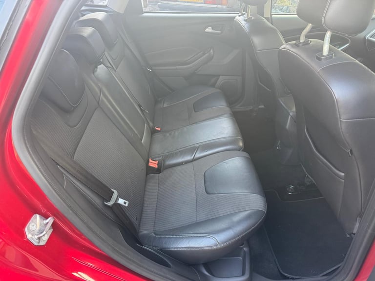 FORD FOCUS TITANIUM X TDCI 1.6 DEISEL ON THE 2014 MODEL