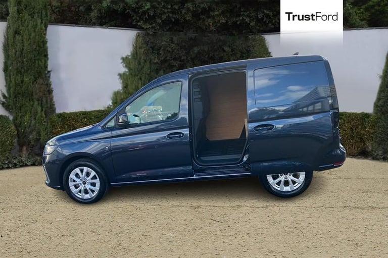 2025 Ford Transit Connect 220 Limited L1 SWB 2.0 EcoBlue 102ps, NATIONWIDE DELIVERY Manual Panel ...