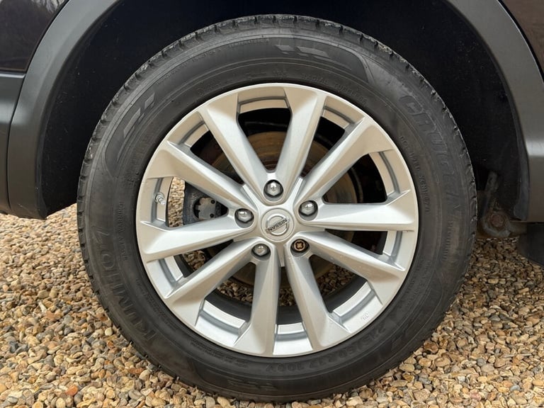 2014 Nissan Qashqai 1.6 dCi Acenta Premium SUV 5dr Diesel XTRON 2WD Euro 5 (s/s) (130 ps) SUV Die...