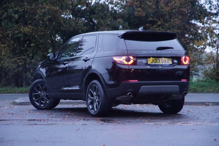2019 Land Rover Discovery Sport 2.0 TD4 Landmark SUV 5dr Diesel Auto 4WD Euro 6 (s/s) (180 ps) ES...