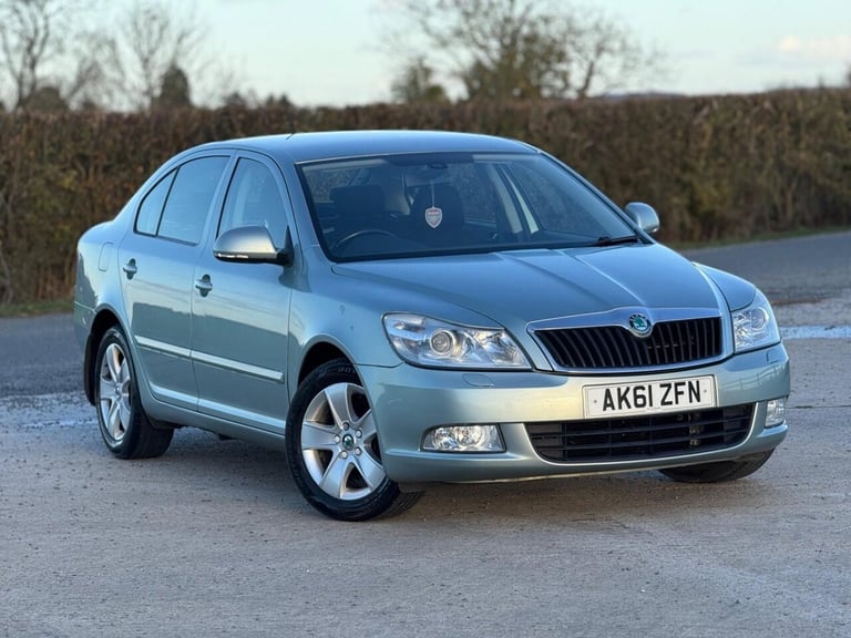 image for 2011 Skoda Octavia 1.6 TDI CR Elegance 5dr HATCHBACK DIESEL Manual