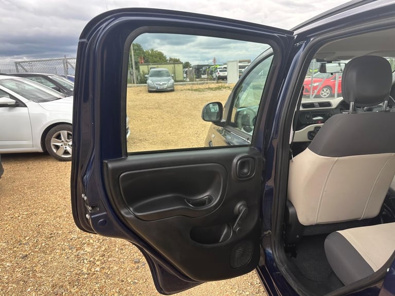 2015 Fiat Panda 1.2 Easy + Euro 6 5dr HATCHBACK Petrol Manual