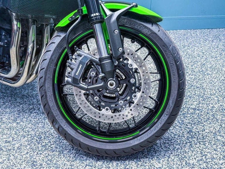 2018 18 KAWASAKI Z900 RS RS CAFE 900 SUPERNAKED - LOW MILES - MODERN CLASSIC