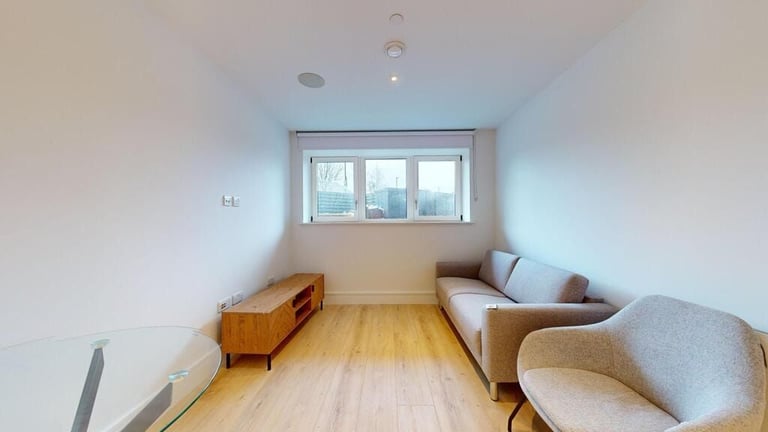 🏡 Modern 1-Bed Flat + Gym & Cinema | Flexible Tenancy | Co Lets & Subletters – Raynes Park SW20
