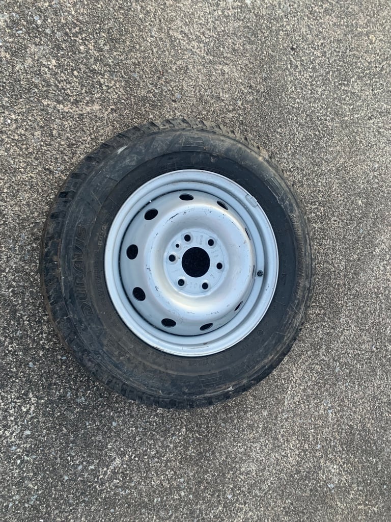 Brand new iveco wheel and tyre 