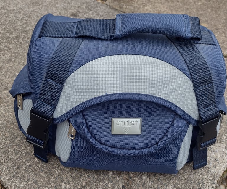 image for Antler Camera bag. Very good condition. Holds 1 x dslr camera + 2 lens + accessories.