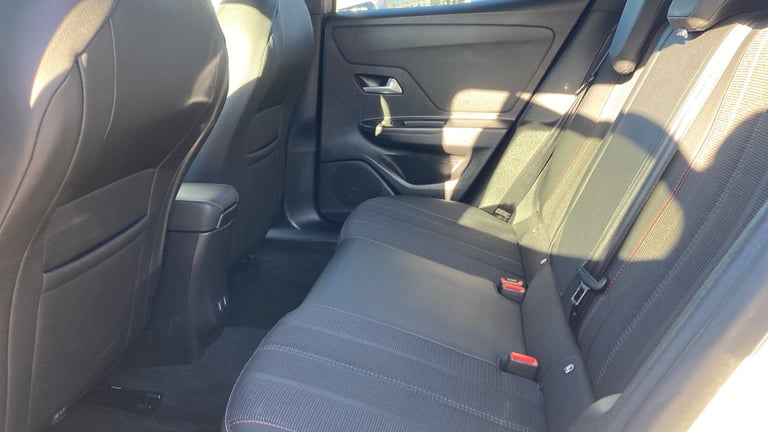 2021 Vauxhall Mokka 100kW SRi Nav Premium 50kWh 5dr Auto Electric Hatchback Hatchback Electric Au...