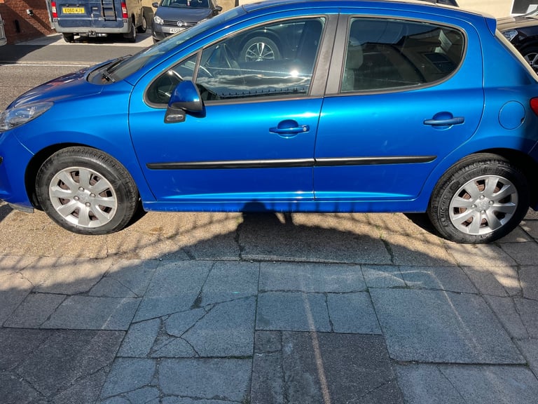 Peugeot, 207, Hatchback, 2007, Manual, 1360 (cc), 5 doors