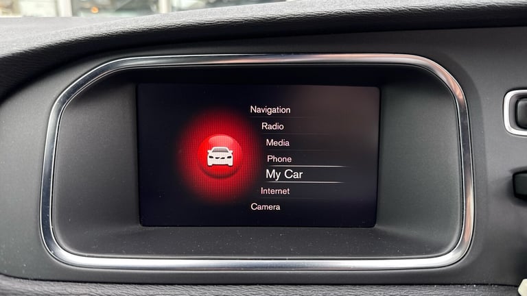 2019 Volvo V40 T3 [152] R DESIGN Edition 5dr Geartronic Petrol Hatchback Hatchback Petrol Automatic