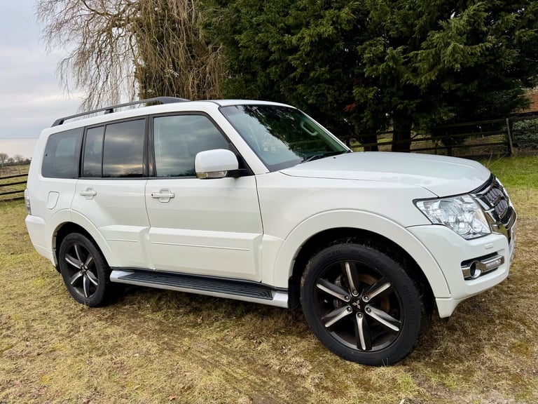 image for MITSUBISHI SHOGUN LWB DI-DC [187] SG4 AUTO 2016 (66) LOW MILEAGE DIESEL 4WD