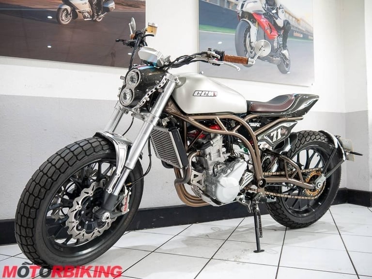 2019 (19) CCM Spitfire Flat Tracker - FSH & Brembo performance upgrade!!