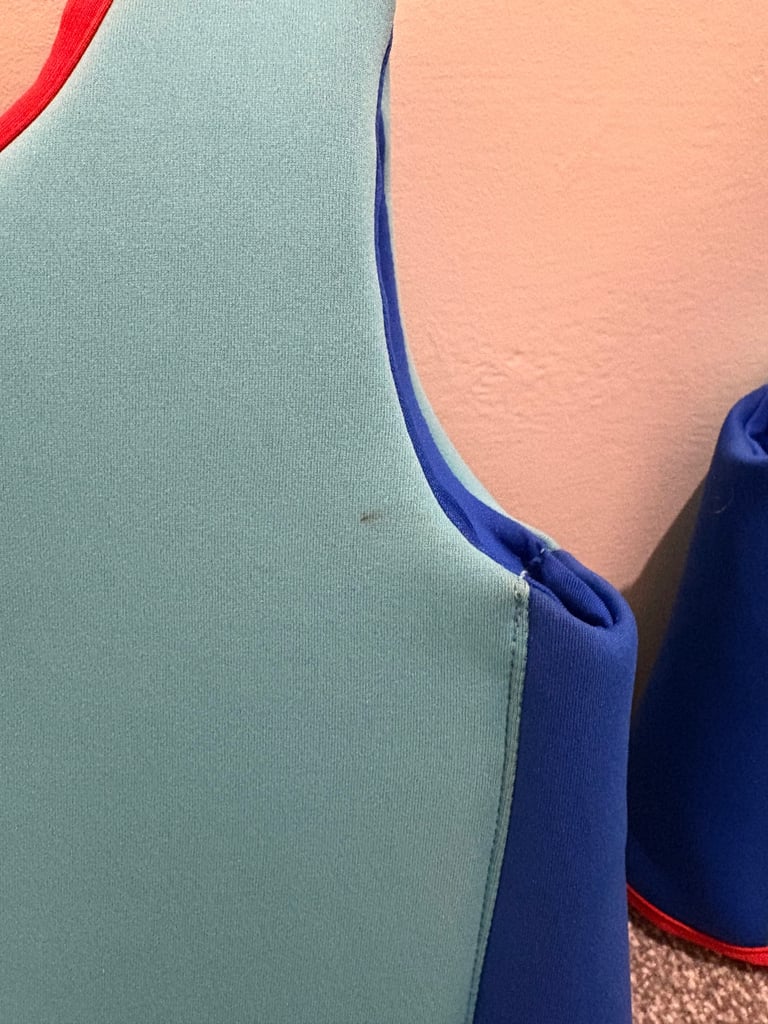 Child’s water life jacket 