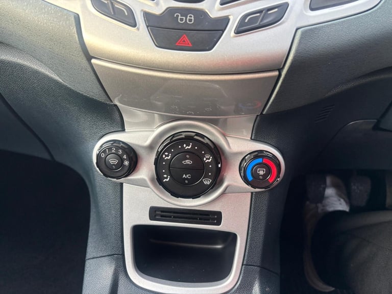 2010 Ford Fiesta 1.25 Zetec 3dr [82] HATCHBACK Petrol Manual
