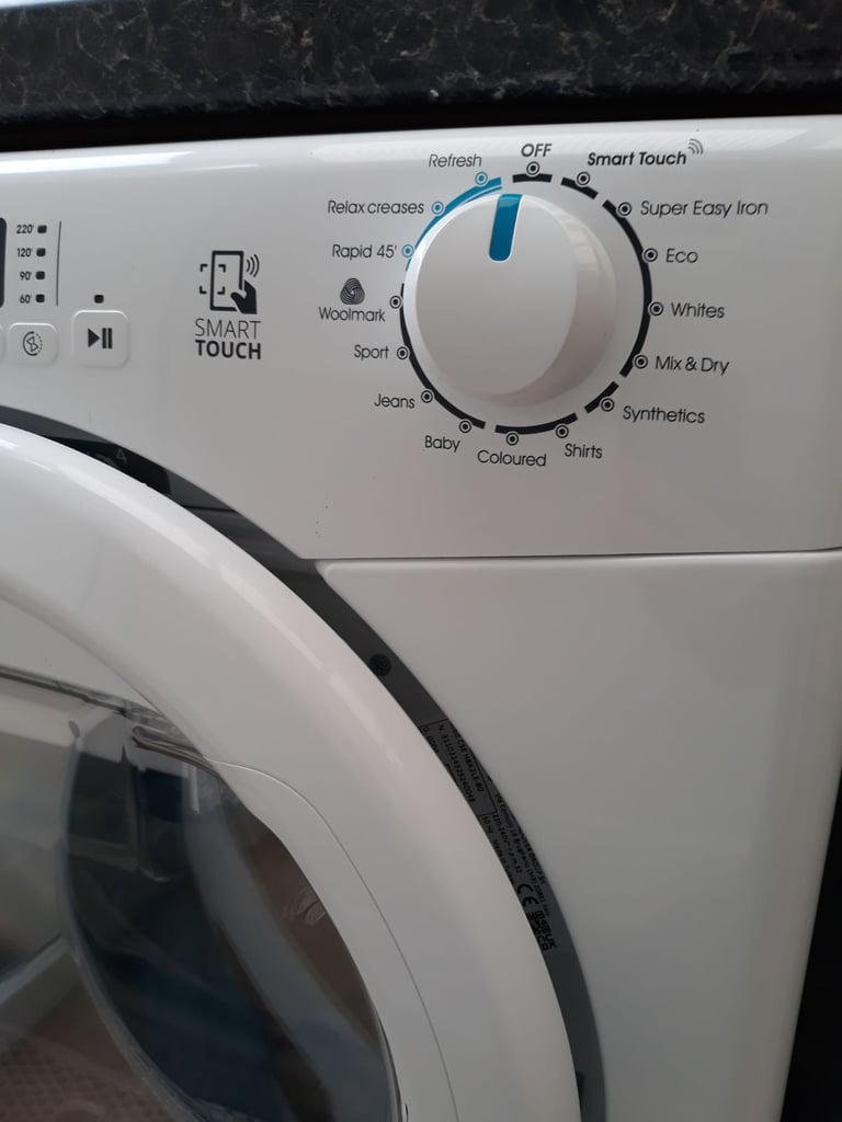 Brand new. 8 kg CANDY .Heat Pump tumble  dryer