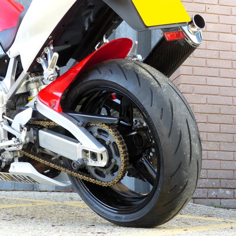 2000 Yamaha YZF-R1 – Increasingly Rare, Superb Condition, Only 13,239 Miles