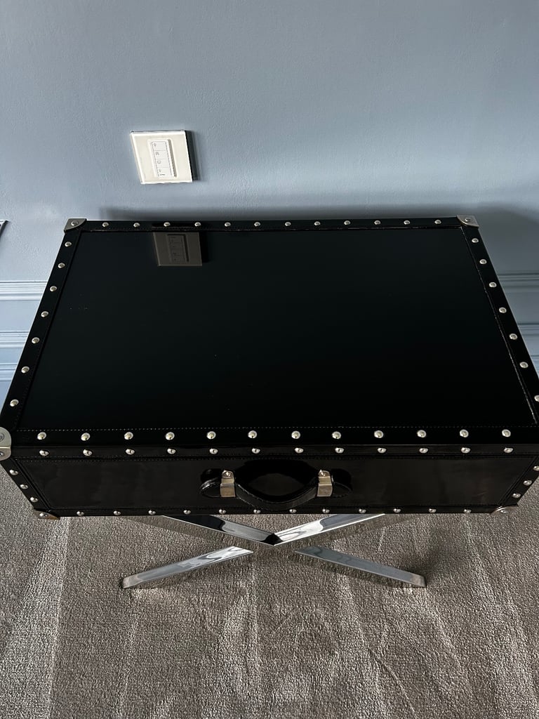 Side Tables - Black & Stainless Steel Cross Legged 