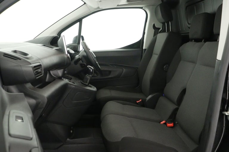 2021 Peugeot Partner Peugeot Partner 950 1.5 BlueHDi 100 Professional Panel Van Diesel Manual