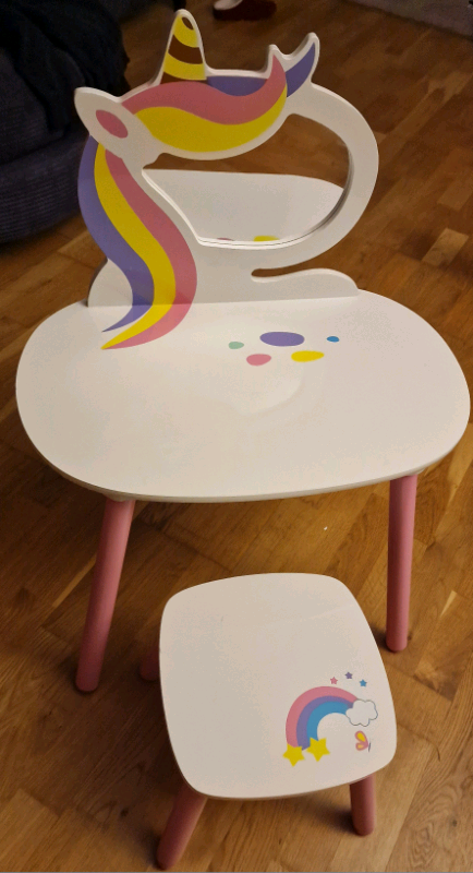 Kids unicorn dressing table with stool