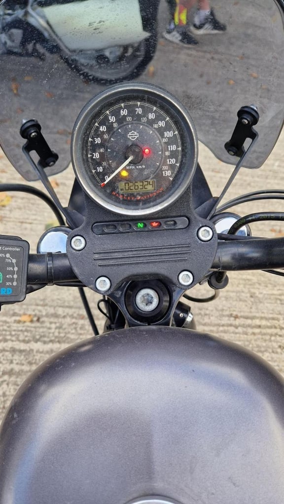 2016 16 HARLEY DAVIDSON XL 883 N IRON 16 SPORTSTER GREY XL883 CUSTOM CRUISER