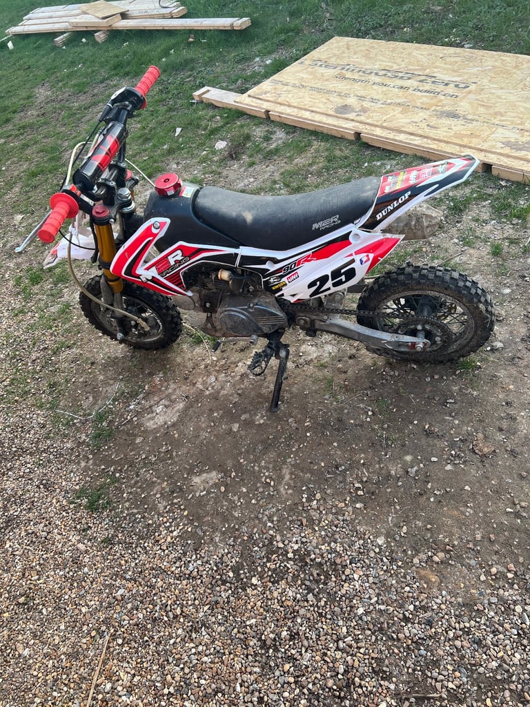 M2R Racing 90R 90cc Motorbike 10/10 62cm manual Mini Pit Bike