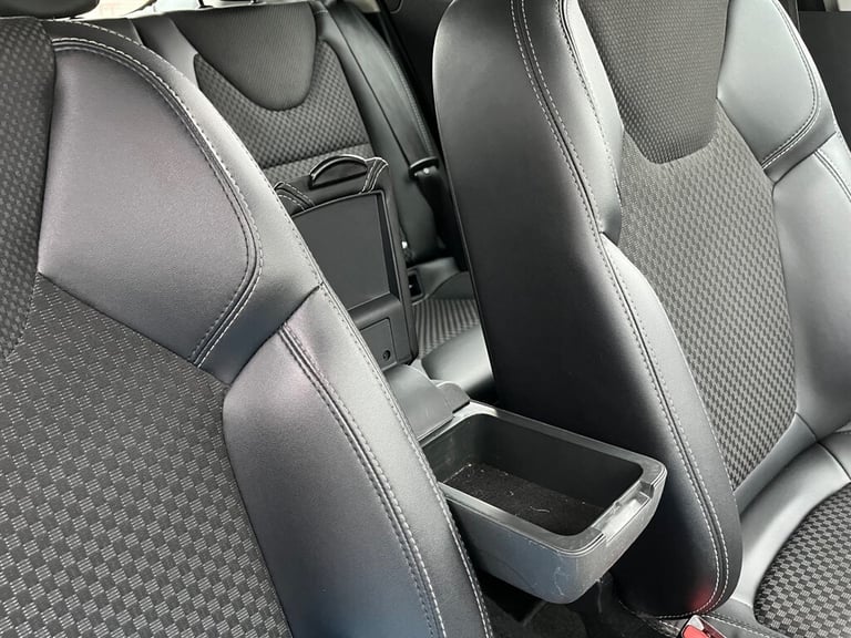 2017 Renault Clio 1.5 dCi 90 Dynamique S Nav 5dr Auto HATCHBACK DIESEL Automatic