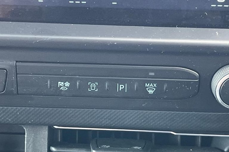 2024 Ford Transit Custom 2.0 EcoBlue 136ps H1 Van Limited PANEL VAN DIESEL Manual