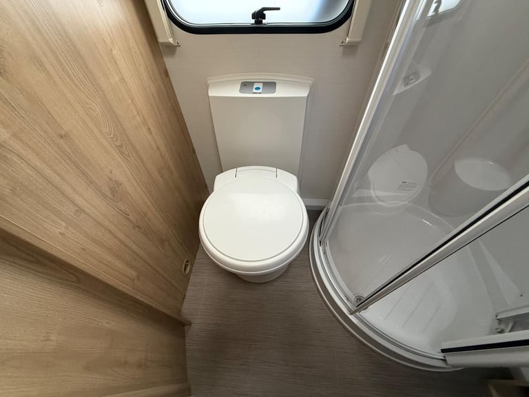 Elddis Avante 482 482 GTS 2016