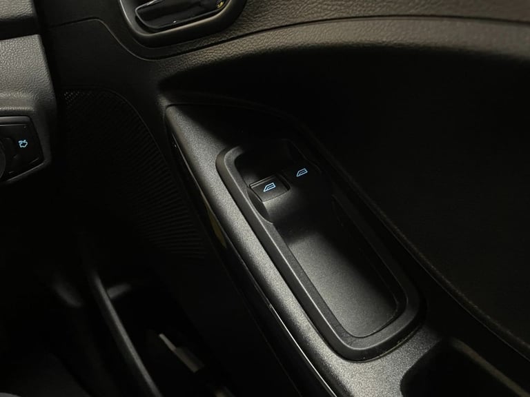 2018 Ford Ka+ 1.2 Ti-VCT Zetec White Edition Hatchback 5dr Petrol Manual Euro 6 (85 ps) Hatchback...