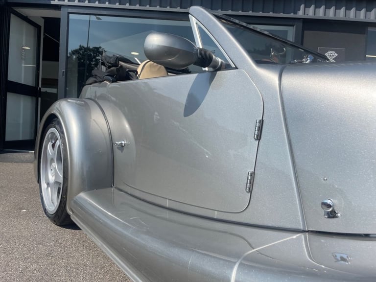 2003 52 MORGAN AERO 4.4 AERO 8 2-SEAT 2D 282 BHP
